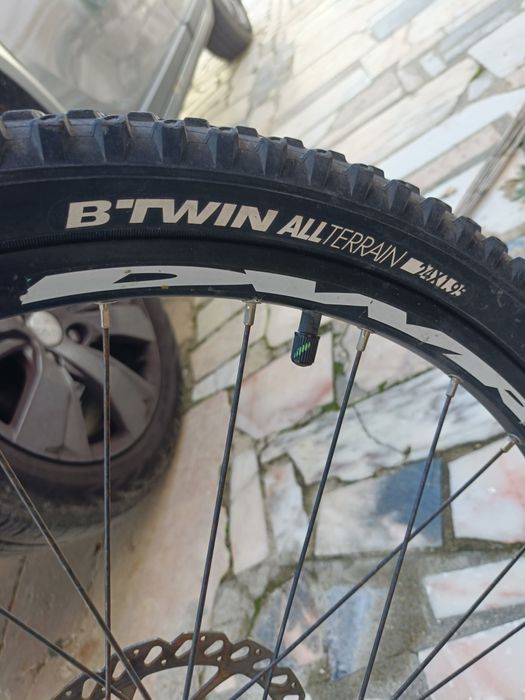 Bicicleta B-Twin rockrider 700