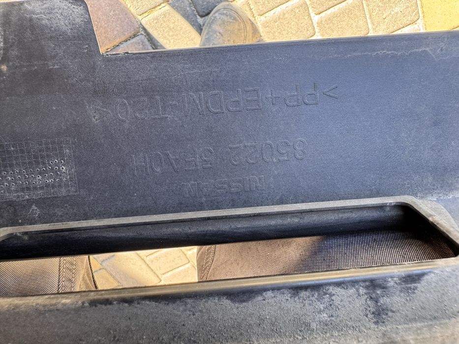 Задній бампер Nissan Micra K14 17-дюймовий