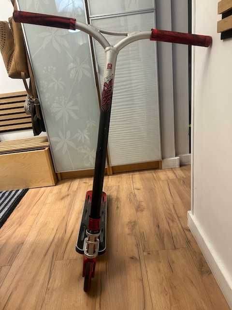 Hulajnoga Wyczynowa Madd Gear MGX Extreme Silver Red E1