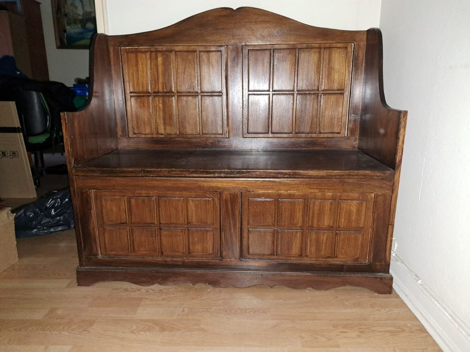 Banco de madeira baú