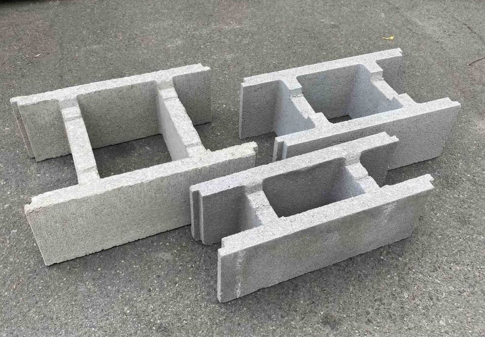 Блок несъемной опалубки для фундамента в Киеве