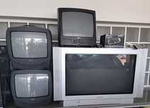 (2)TVs Philps 34 / (1) TV Siera 34 / (1) TV Panasonic Quintrx 78