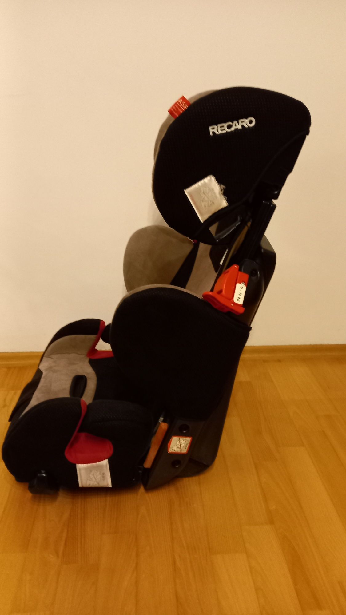 Fotelik samochodowy RECARO Joung Sport