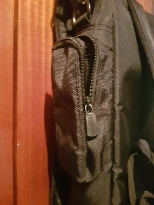Saco/Mala, pega e alças transforma em mochila portatil pc - Dicota