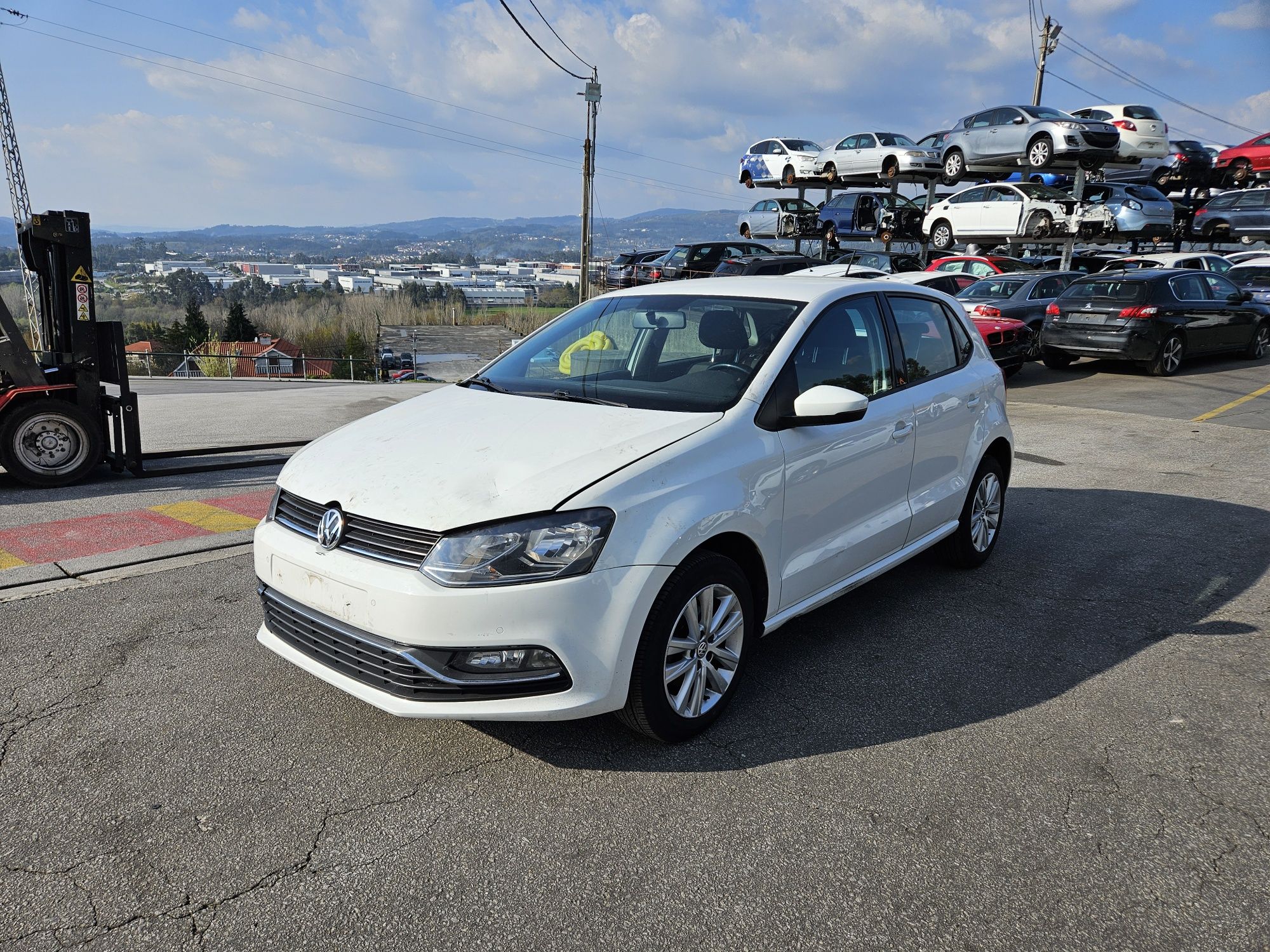 Volkswagen Polo 6R 1.4 TDi de 2017 para peças