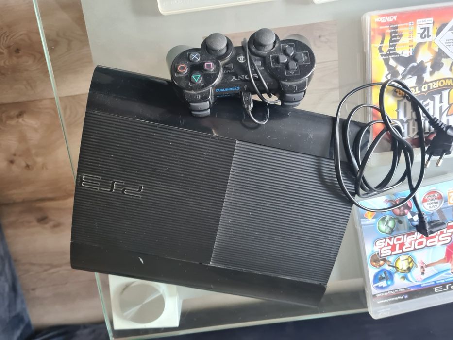 Ps3 z grami. Komplet