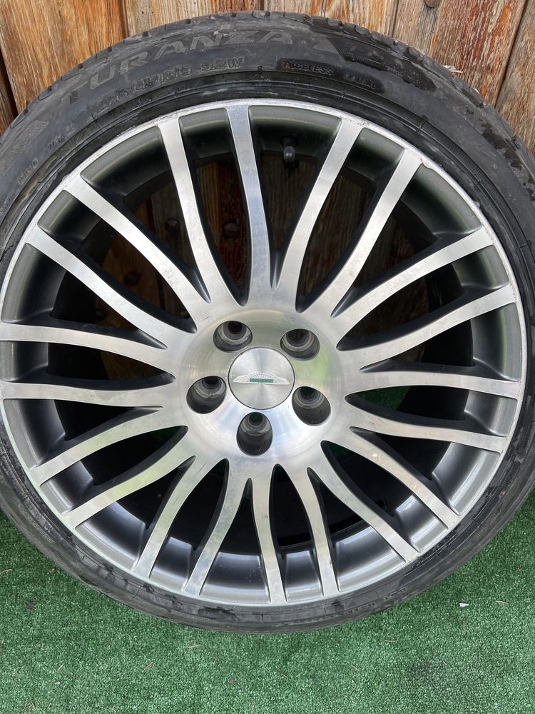 Alufelgi 5x114.3 Aston Martin 19 cali bez opon