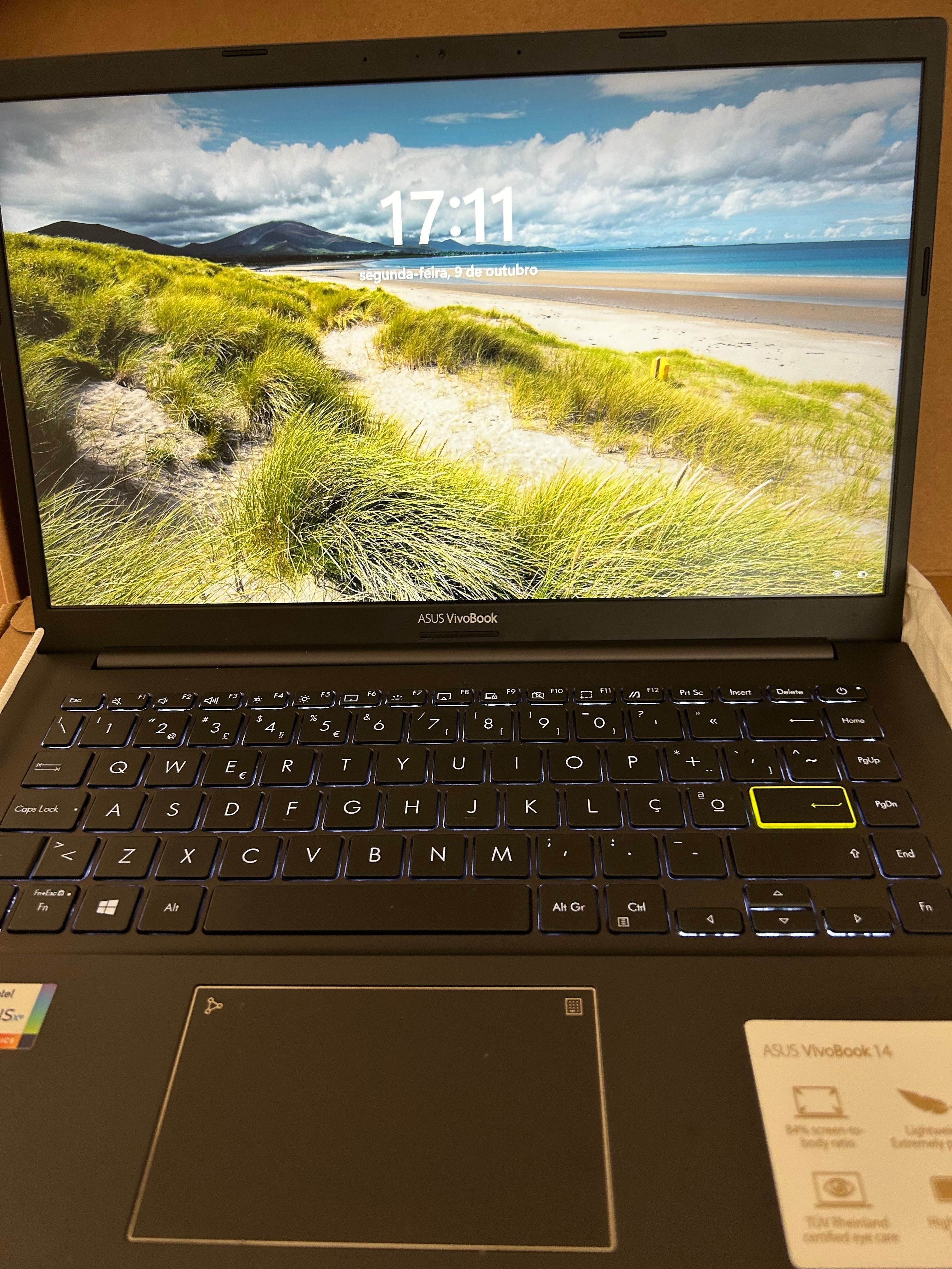 Computador Asus VivoBook com muito pouco uso.