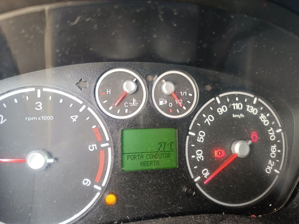 Temos para venda, Ford Transit connect 1.8tdci 90cv