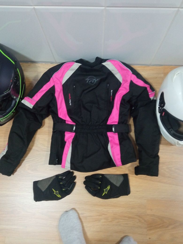 Vendo equipamento de moto