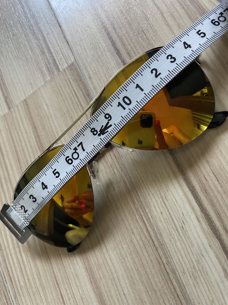 Okulary przeciwsłoneczne marki West, Aviatory