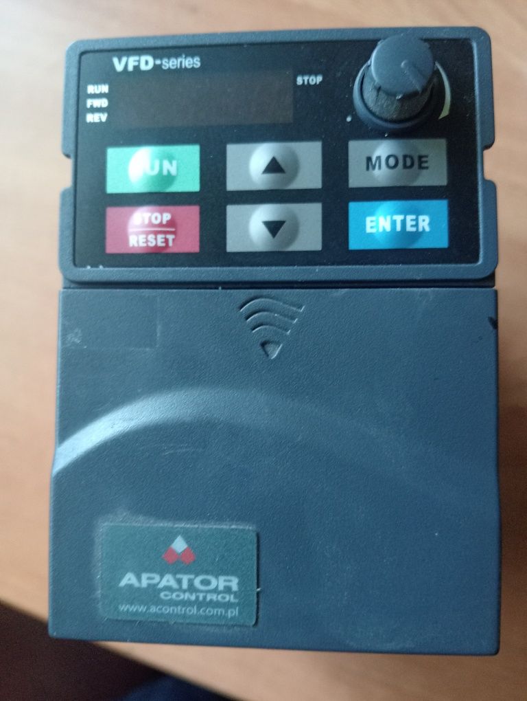 Falownik Apator 1,5 KW