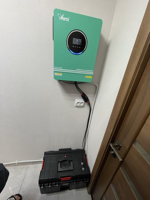 Гібридний інвертор 6.2 кВт Dextrom