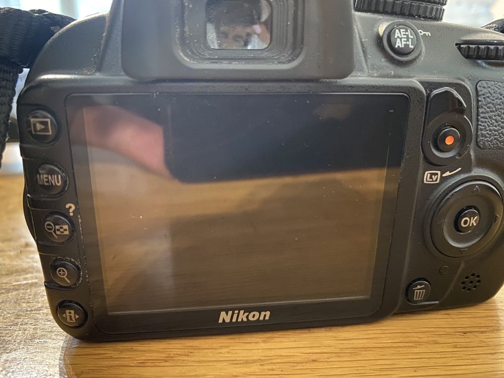 Aparat lustrzanka Nikon D3100+ obiektyw Nikkor 18-105mm