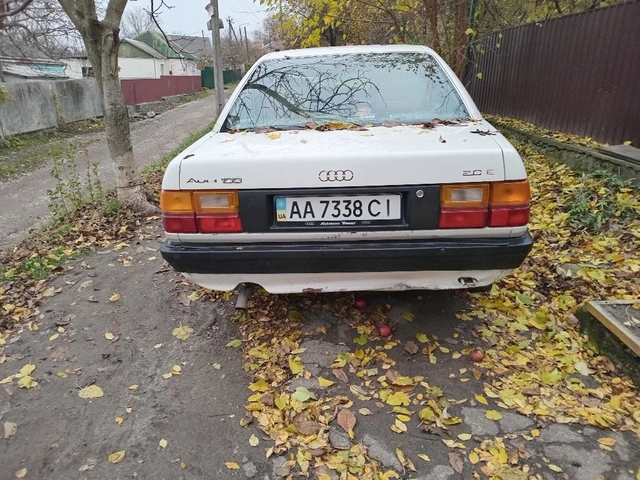 Ауді 100, 1989 року.