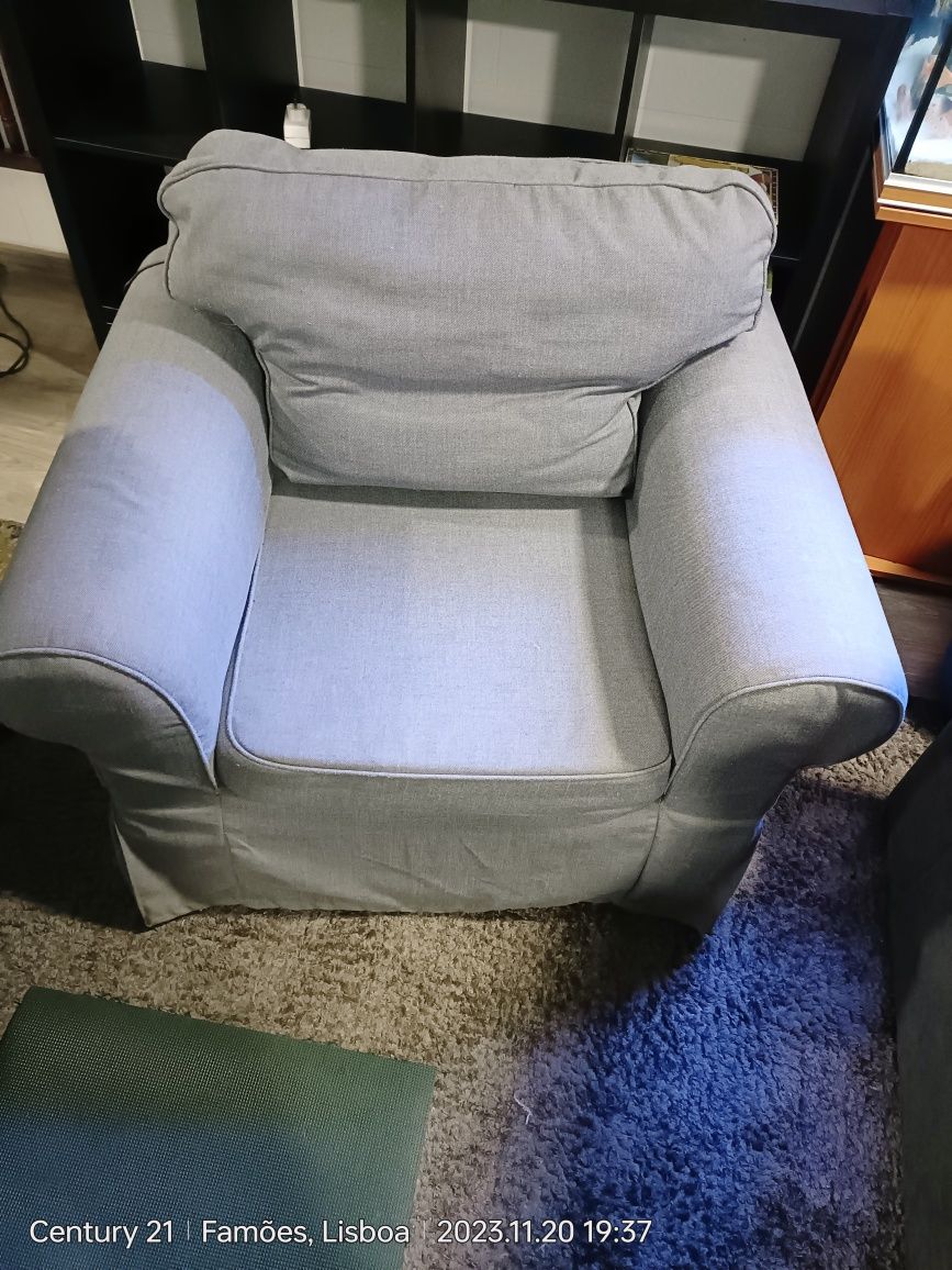 Sofá poltrona IKEA