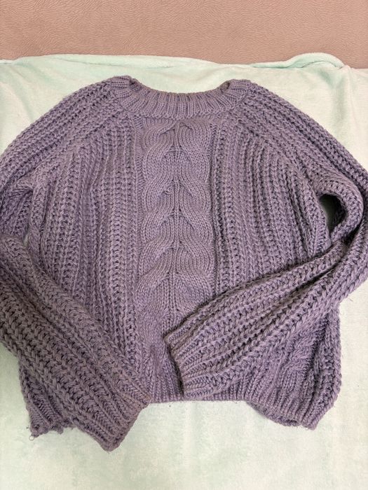 Продам светр, вʼязаний