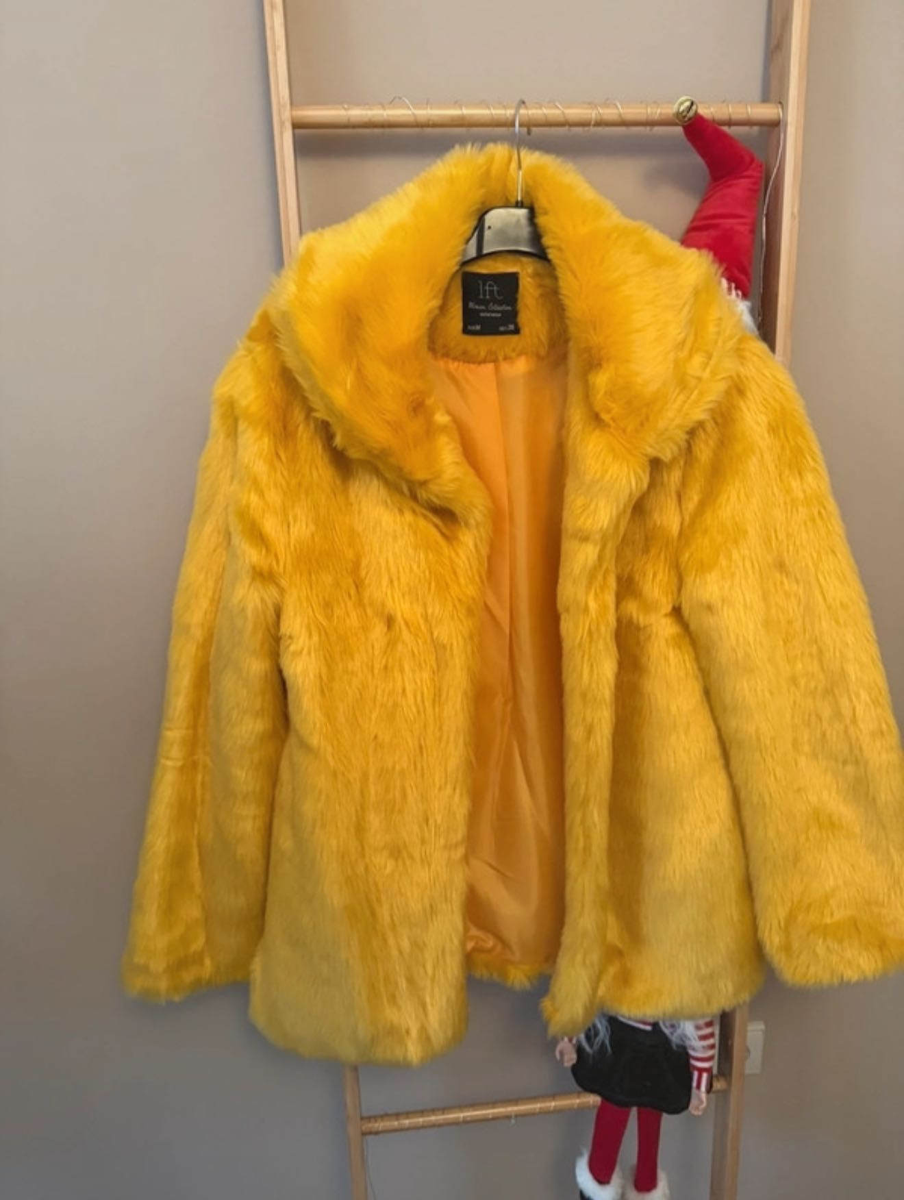 Casaco de pelo sintético amarelo Lefties