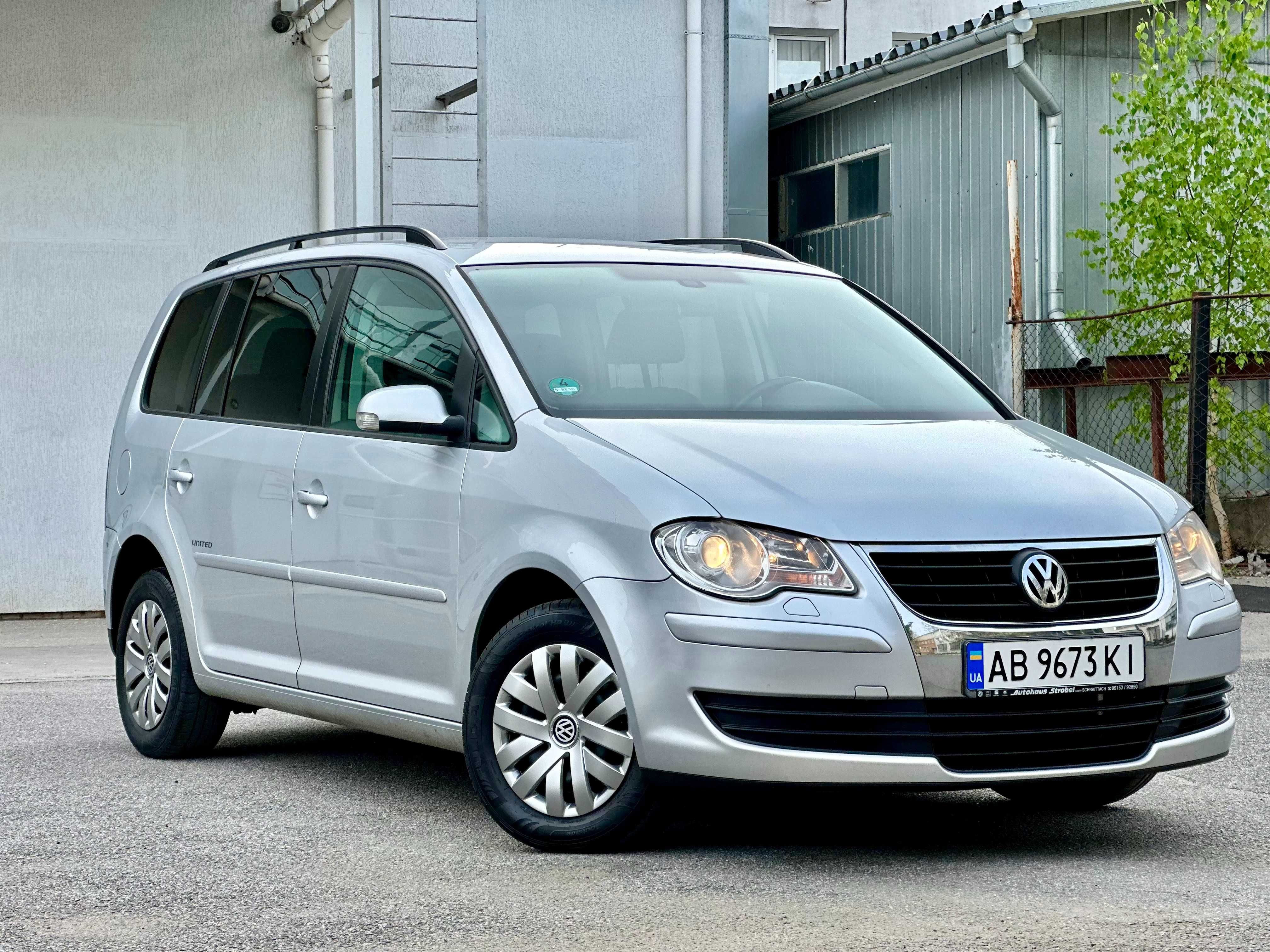 Фольцваген Тоуран 1.6MPI СВІЖОПРИГНАНА! VW TOURAN CLIMAT Комплектація