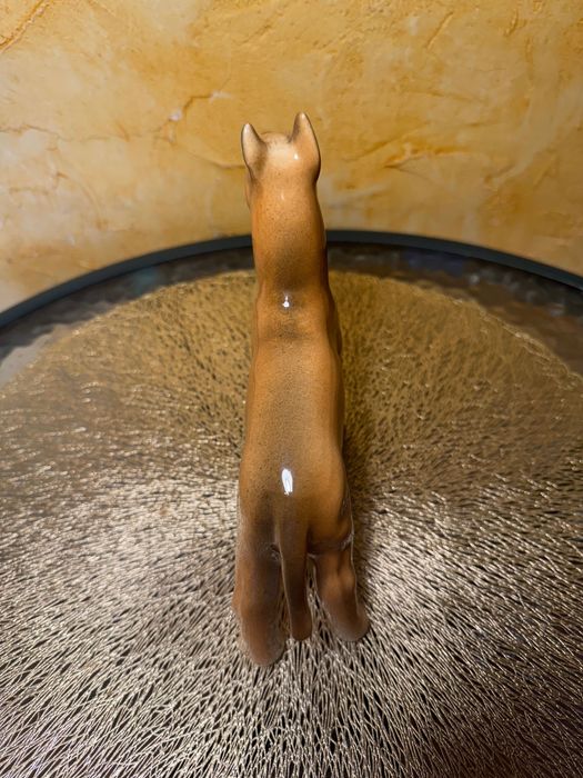 Porcelanowa figurka psa - dog niemiecki