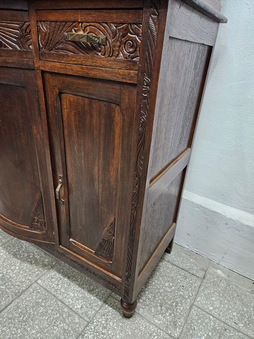 Francuski kredens z przeszkloną witrynką /