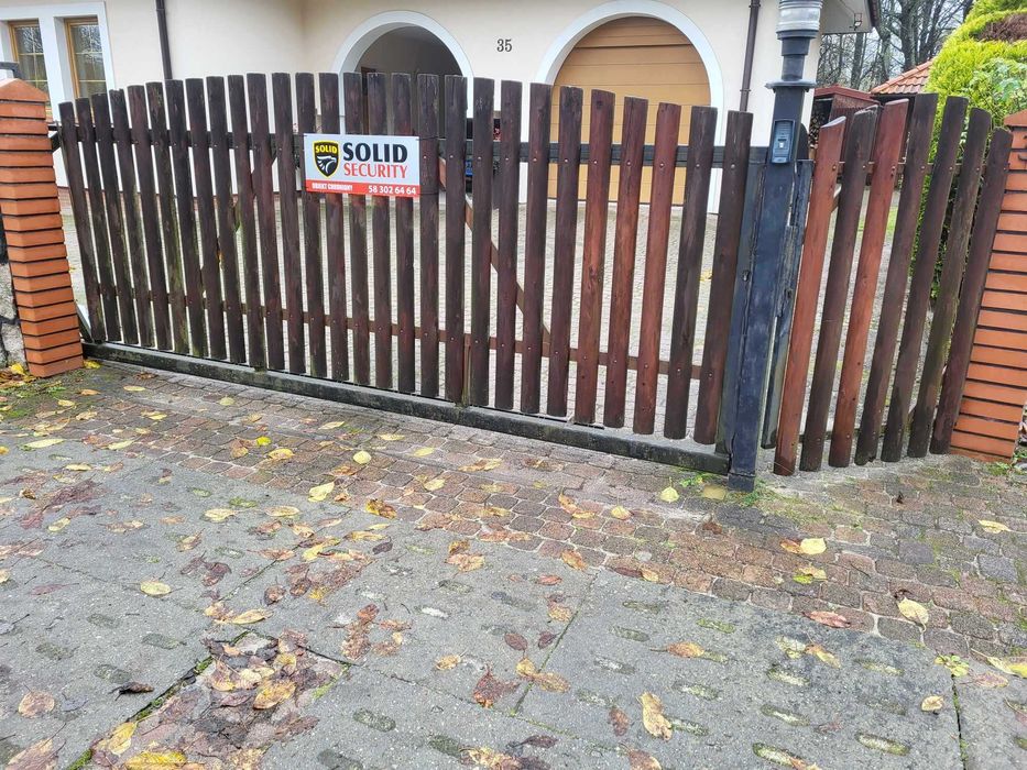OGRODZENIE 24 mb z dwoma bramami i furtką GDAŃSK Osowa