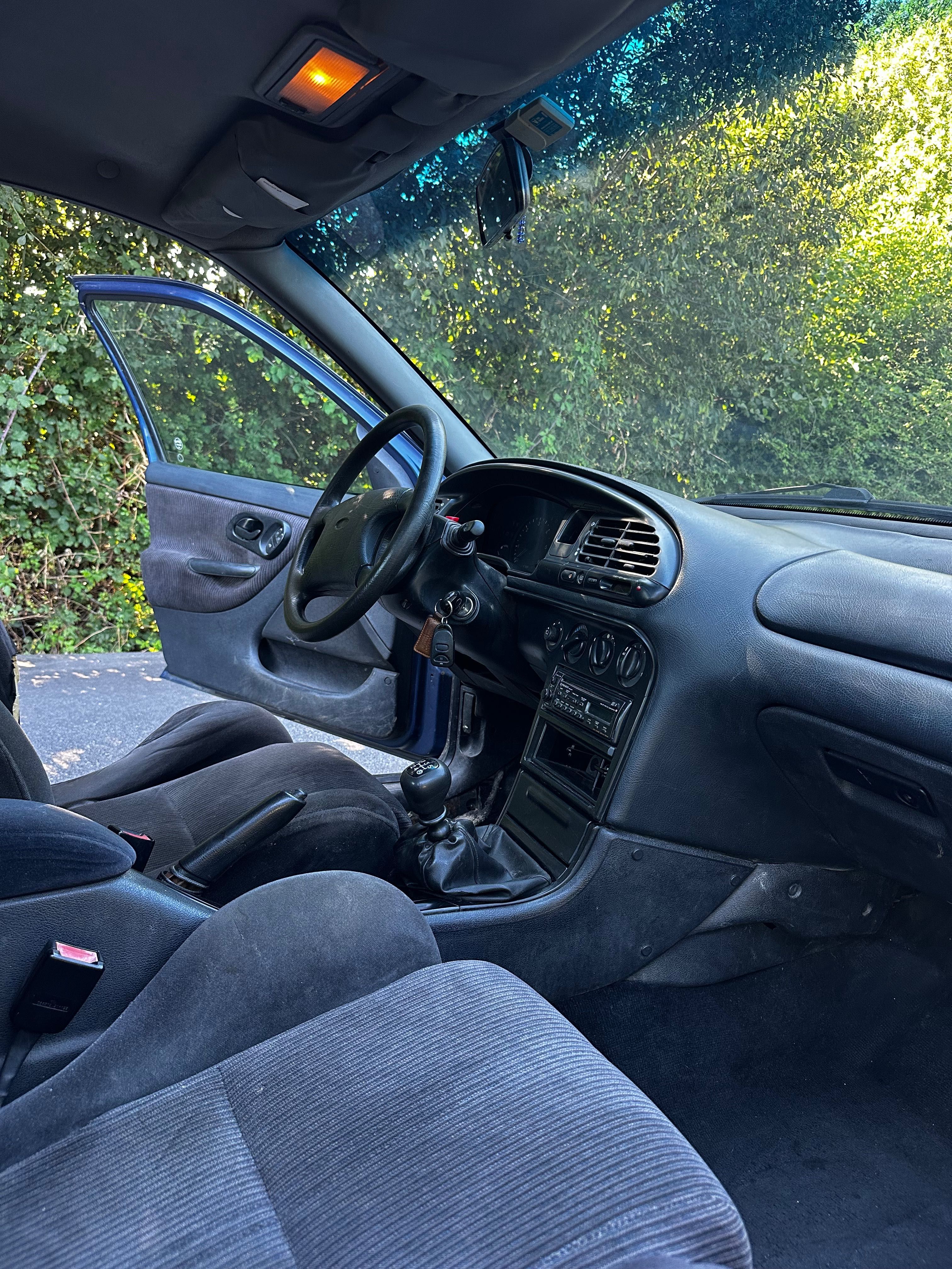 Ford Mondeo   1.8