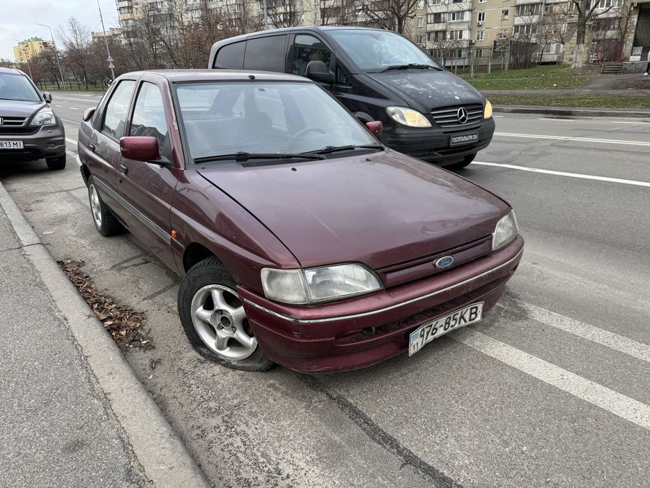 Форд ескорт 1991