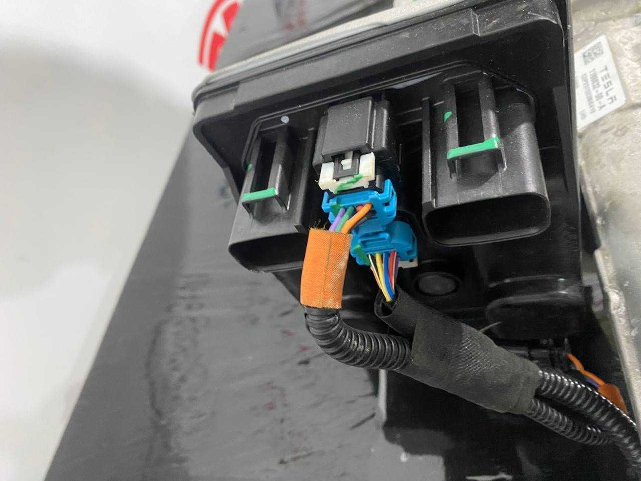 Рейка кермового управління Tesla  Model 3, Model Y 1044831-00-F