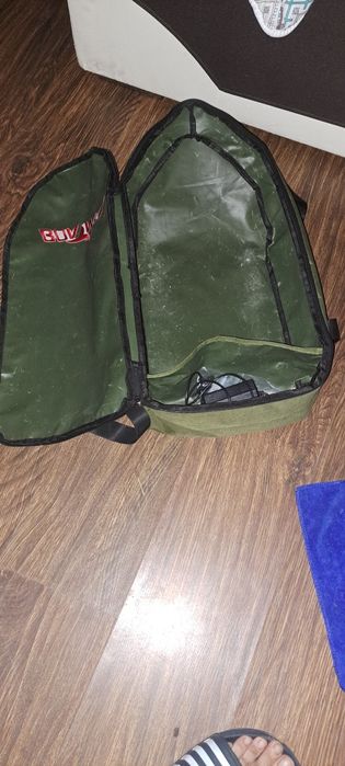 Łodka zanętowa gps+echosonda boatman kupiona w kwietniu. sprawna 100%