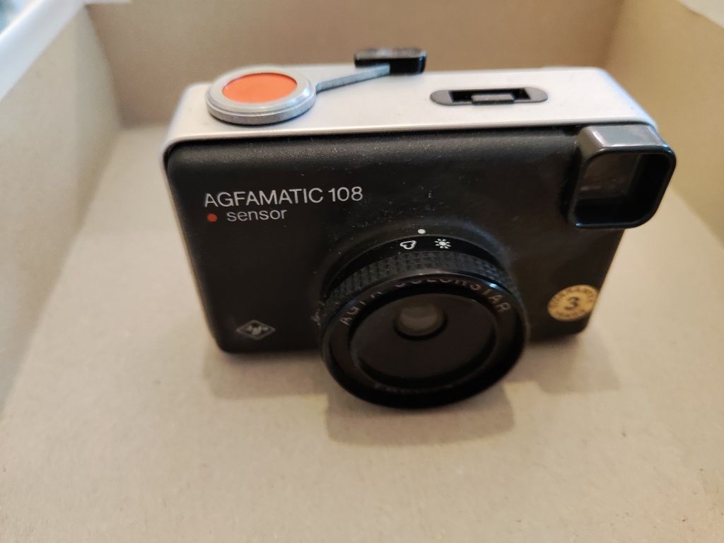 Máquina fotográfica agfamatic 108