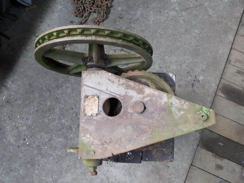 Wyciąg , łańcuch , hak