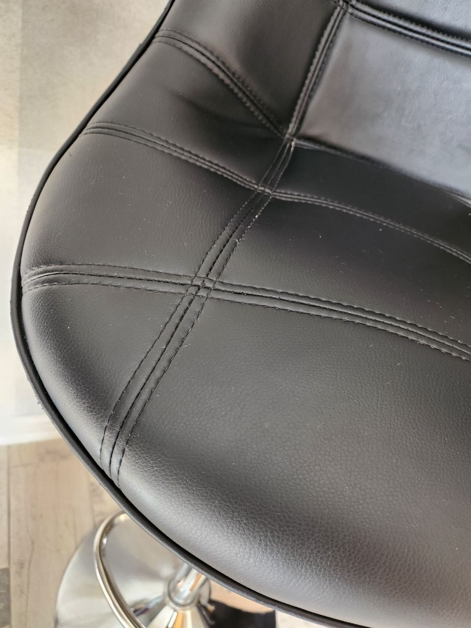 Крісло для візажиста