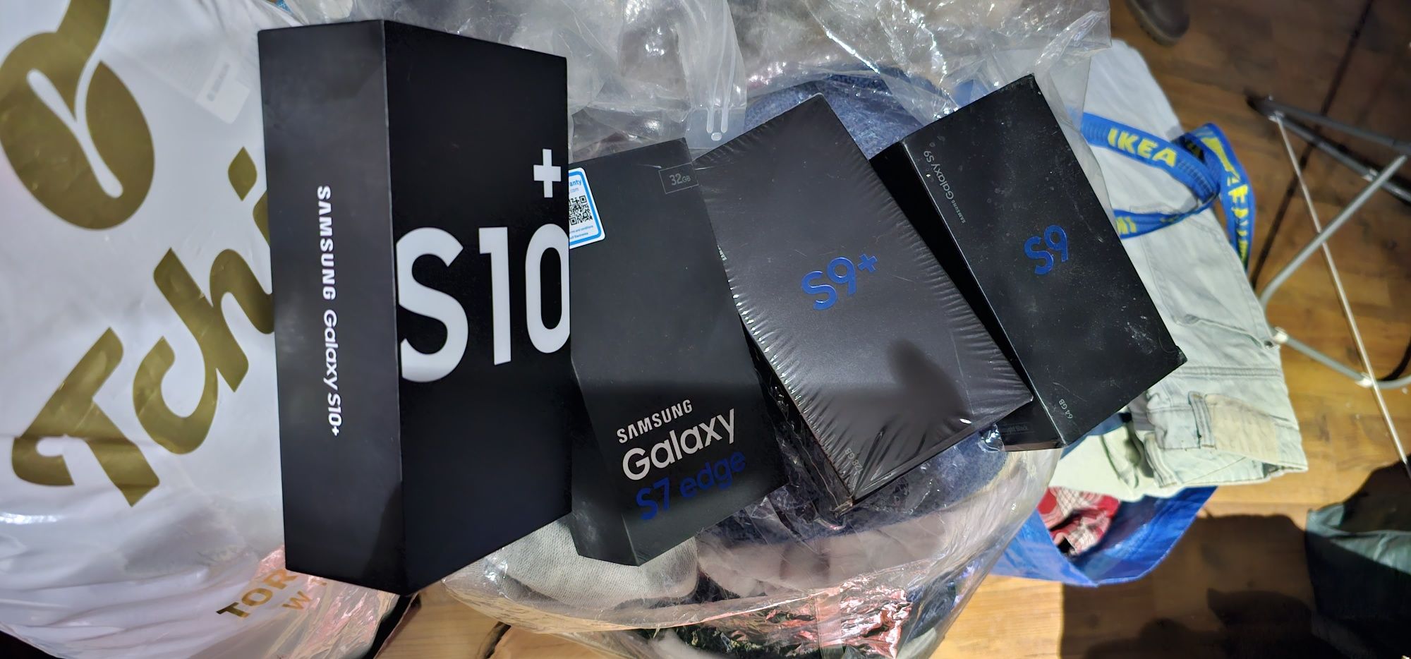 Pudełka od Samsung Galaxy S10+, S9+, S9, S7 EDGe
S7 Edge, 32GB, stan i