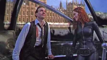 OS VINGADORES (Ralph Fiennes / Uma Thurman / Sean Connery)