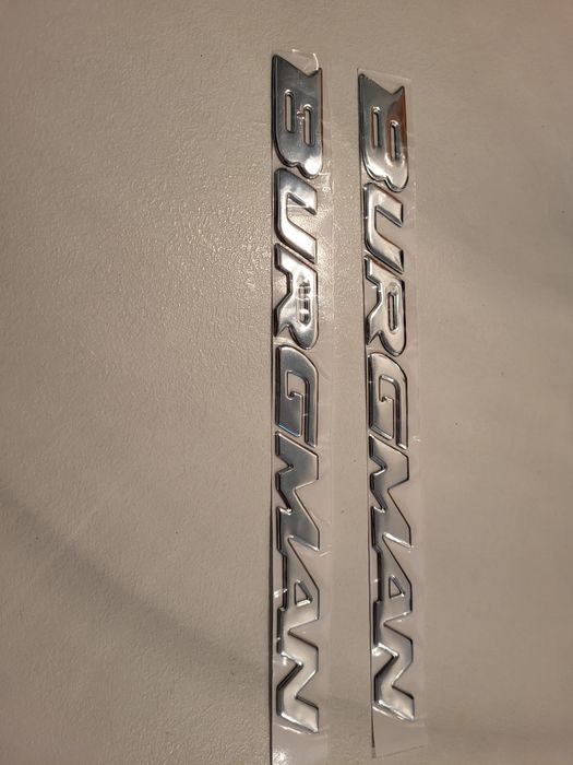 Naklejki Burgman SUZUKI na bok K7 125 2szt