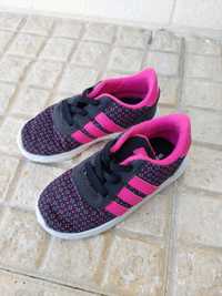 Tenis adidas 25 menina