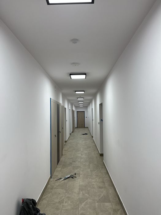 Remonty i Wykończenia wnętrz szpachlowanie malowanie natryskowe