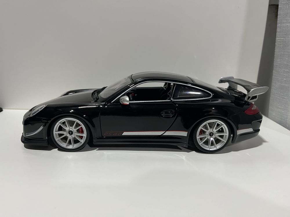 Porsche 911 GT3 RS 4.0 1:18 (Descrição)