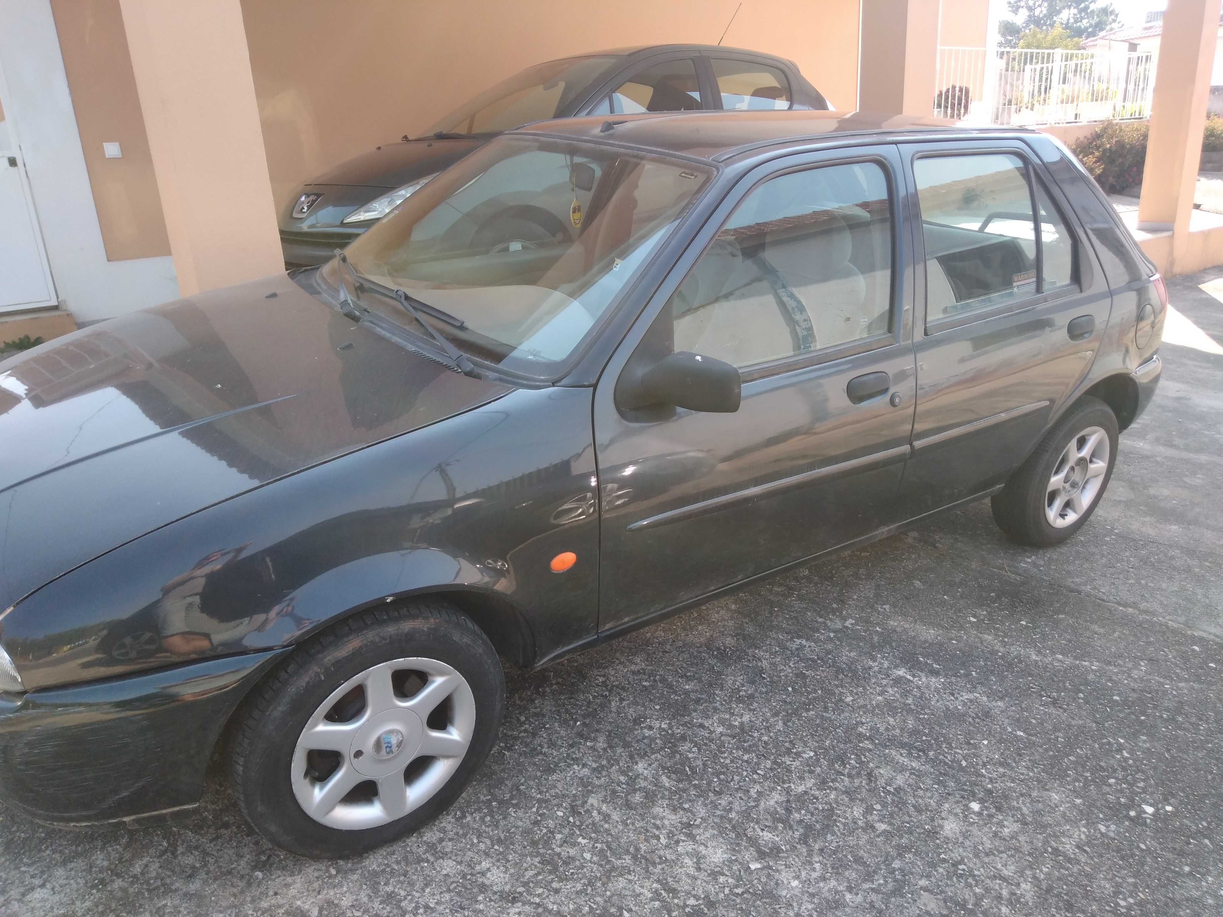 Ford fiesta gasolina 5 portas