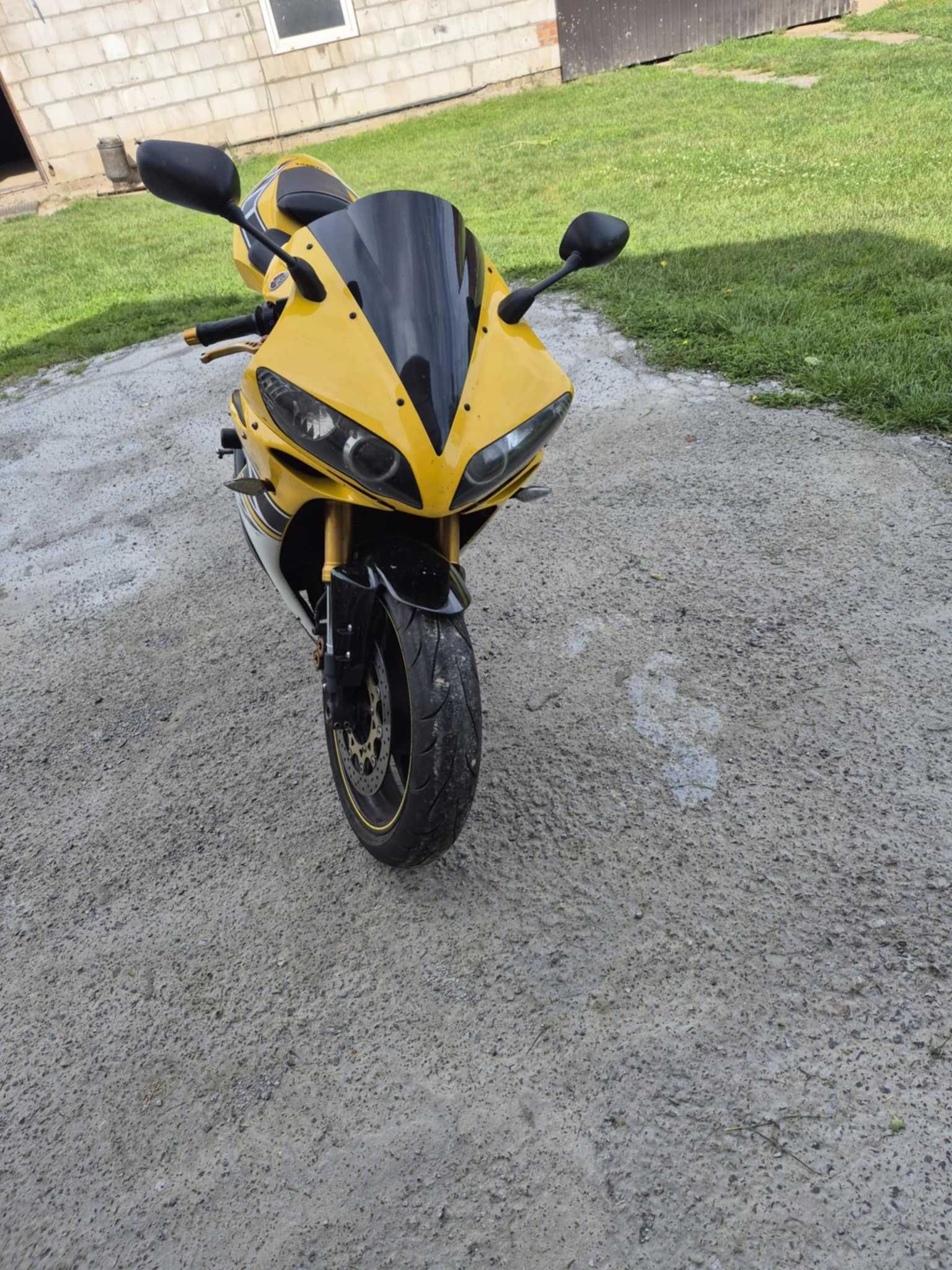 Yamaha R1 rn12 50th anniversary