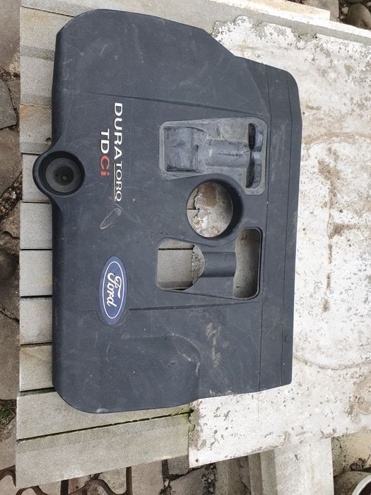 Кришка мотора Ford