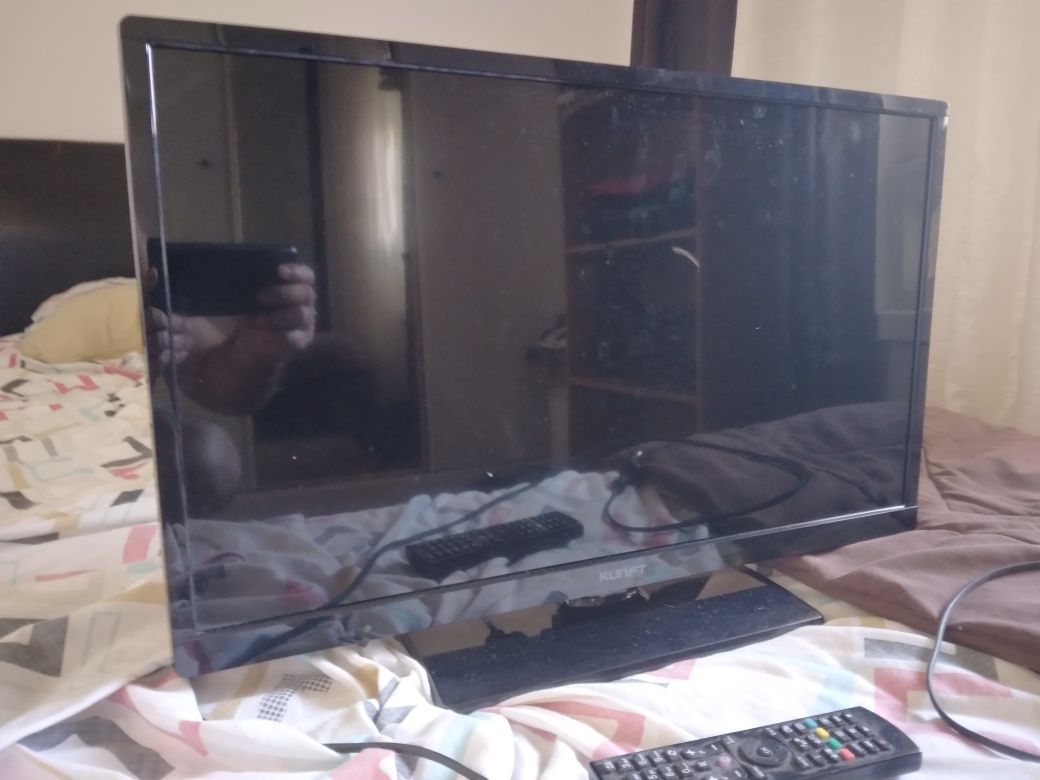 Tv led Kunft para peças