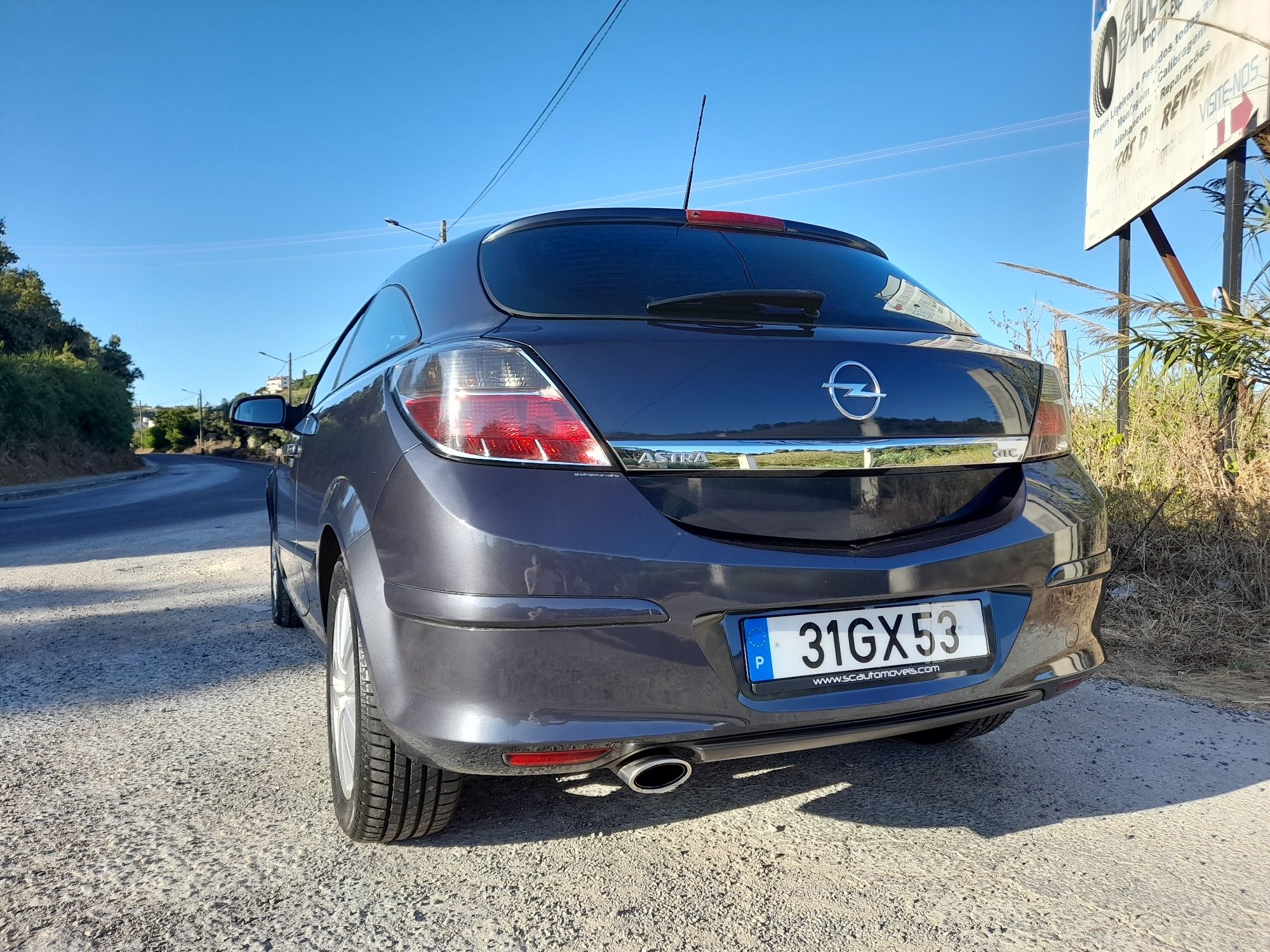 Opel Astra GTC Sport 125cv