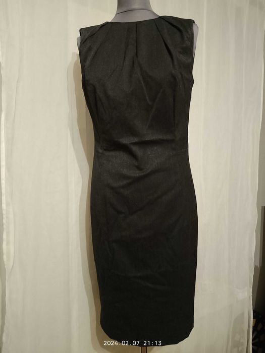 Sukienka elegancka garniturowa zara