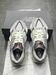Nowy Grey NewBalance9060 UnisexTrampki 40