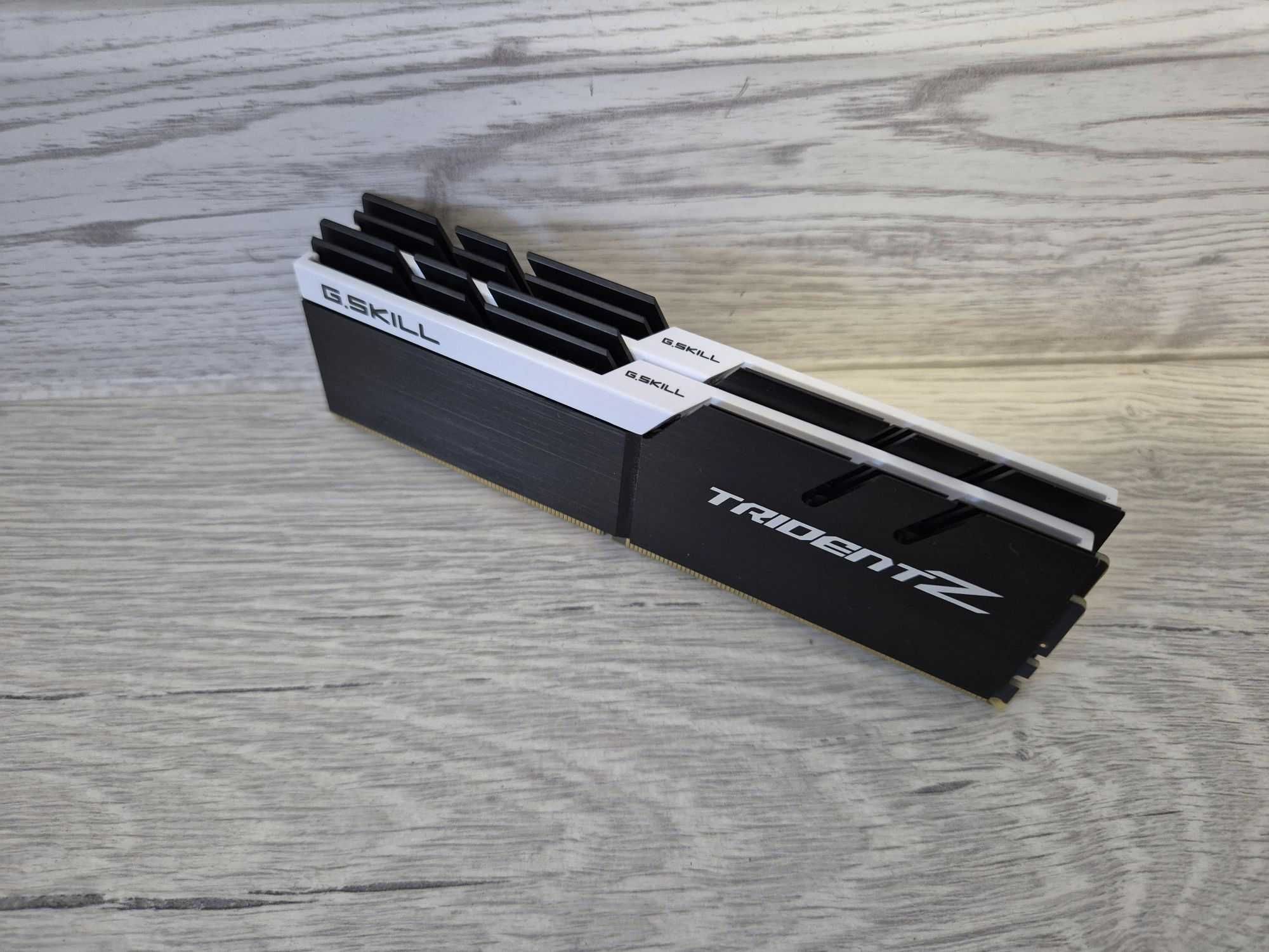 пам'ять DDR4 32GB Kit (2x16) 3200MHz G.Skill TridentZ. Trade-in