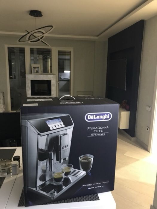 Продам Топ кофемашину Delonghi PrimaDonna Elite ECAM650.85MS