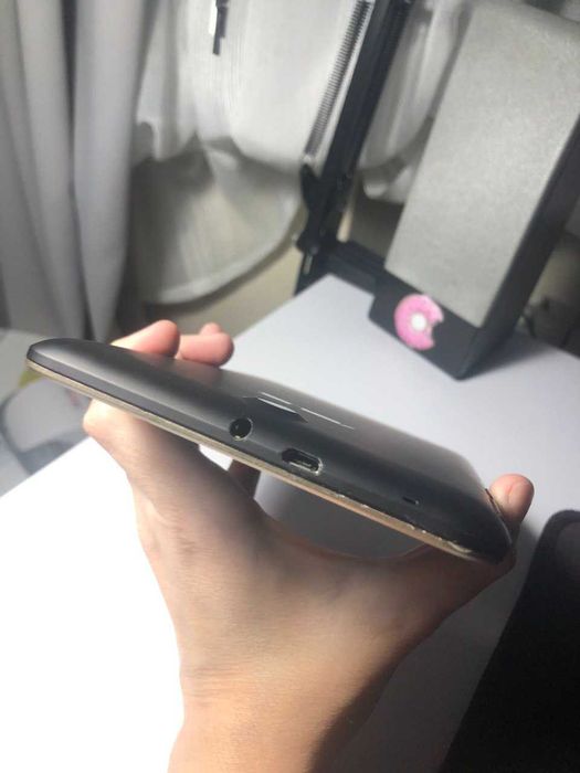 Планшет Asus memo Pad 7 Intel K013 1Gb+16Gb