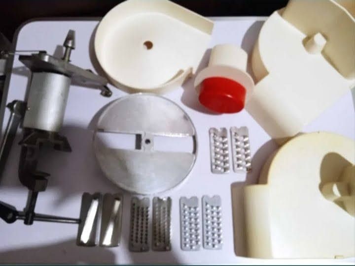 Механическая (ручная) Шинковка+Овощерезка бытовая ШБ-1 (2 в 1), винтаж